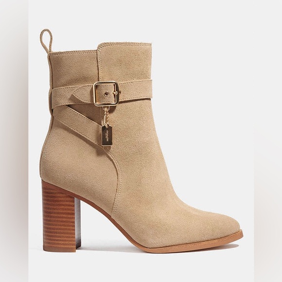 NWOB Coach Olivia Suede Bootie in Oatmeal Sz 11 - Picture 2 of 15